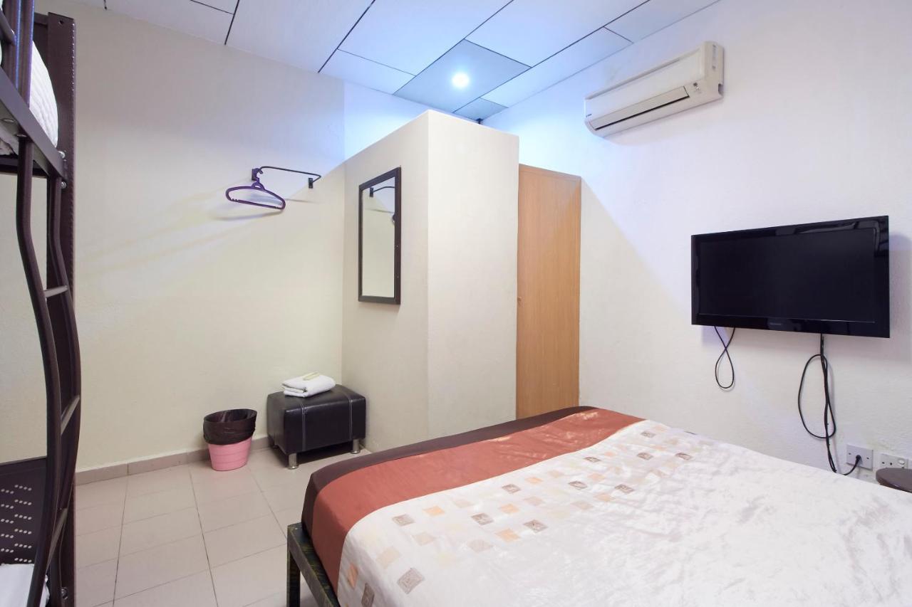 G99 Hotel George Town Exterior photo